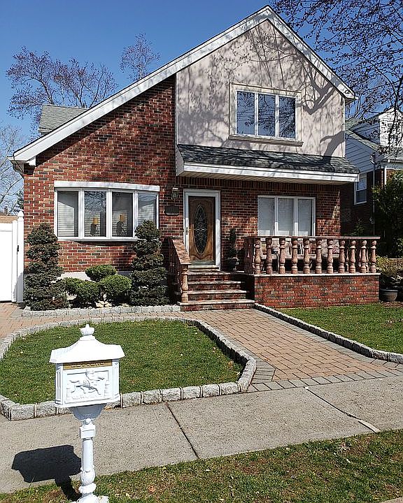 1st image of 21 Holly Pl
