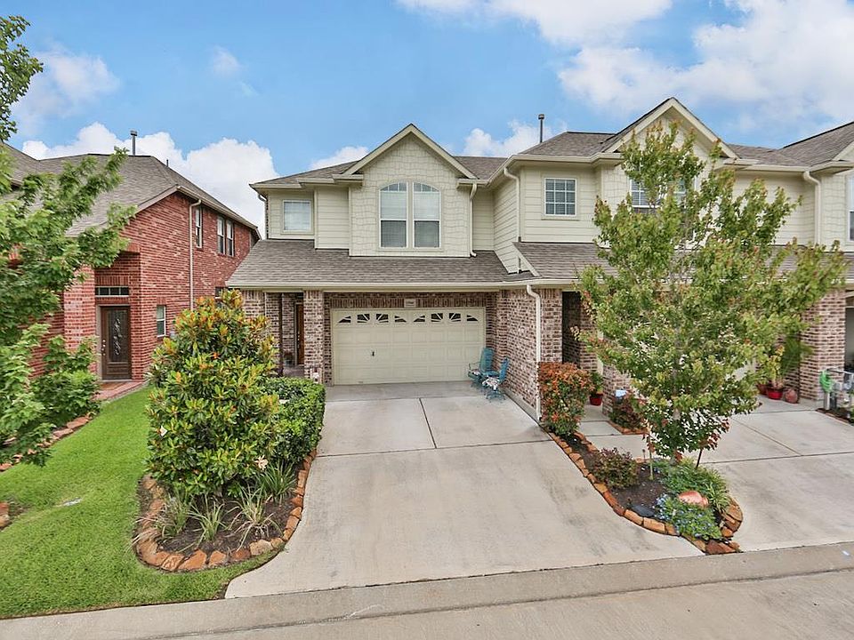 1st image of 10946 Chazenwood Dr