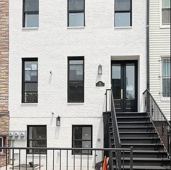 43 Van Buren St #1 — Photo 11