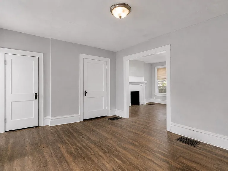 24 E 2nd Ave #8 — Photo 11