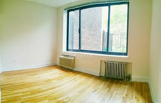 Rented by Manhattan Connection | media 22