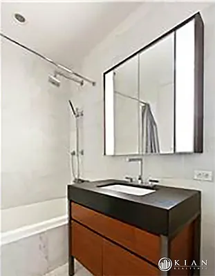 Rented by Kian Realty | media 31