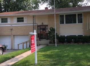 345 N Lytle Dr, Palatine, IL 60074