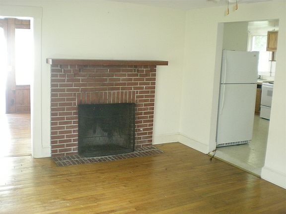 3rd image of 6268 Hudson Ave