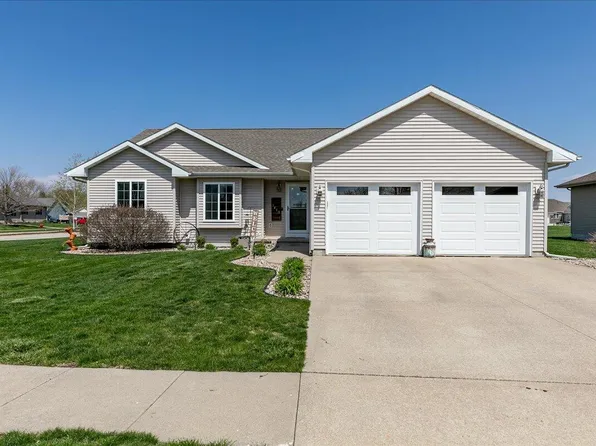 1413 Jacobson Dr, Story City, IA 50248