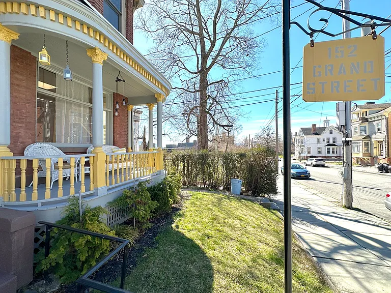 152 Grand St #1 — Photo 21