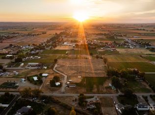 180 Lilly Ln, Emmett, ID 83617