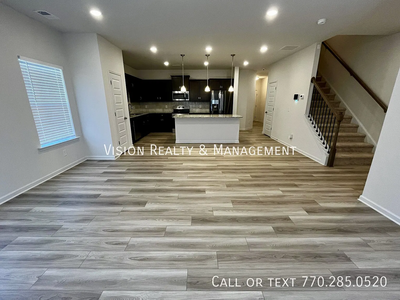 Beautiful 3 BD 2.5 BA Townhome — Photo 4