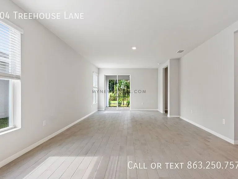 704 Treehouse Ln — Photo 13