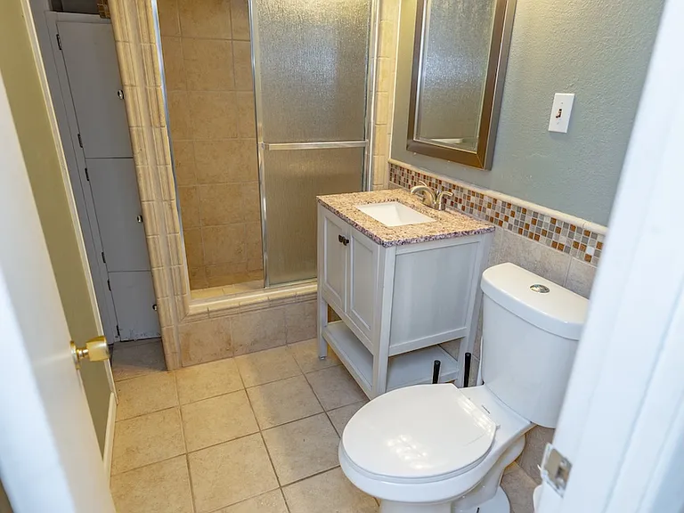 2900 S Jay St — Photo 11