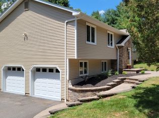 49 Rainbow Hill Rd, Flemington, NJ 08822