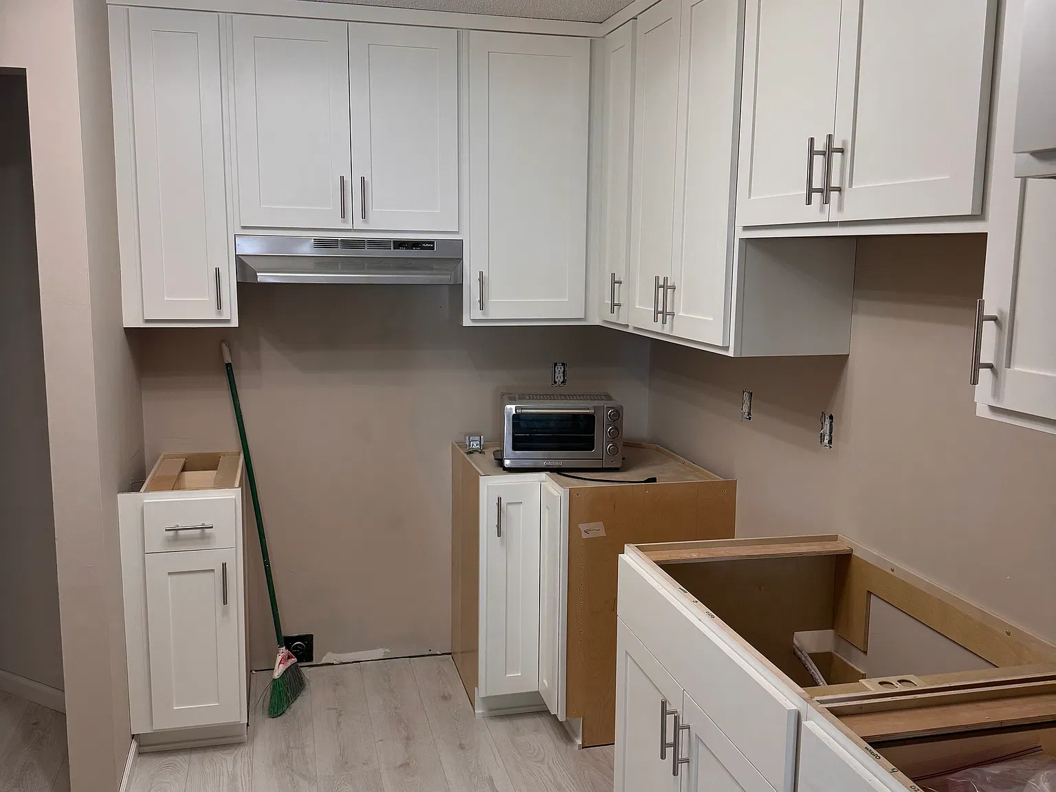 2 bed, 1160 sqft, $1,980 — Photo 2