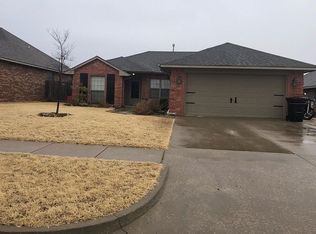 4116 Kensington Dr, Moore, OK 73160