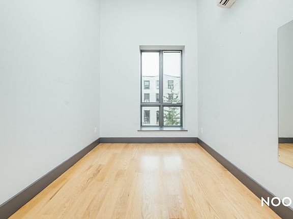 3rd image of 87 Starr St #3G