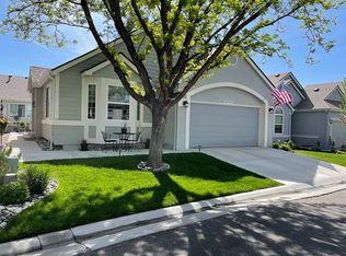 10742 W Dumbarton Cir, Littleton, CO 80127