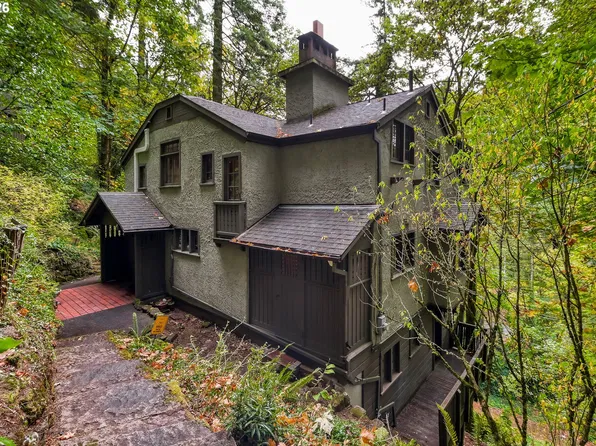 1615 SW Ford Street Dr, Portland, OR 97201