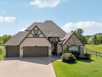 2068 E 174th Pl S, Mounds, OK, 74047