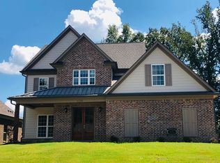 1736 Wooten Dr, Hernando, MS 38632