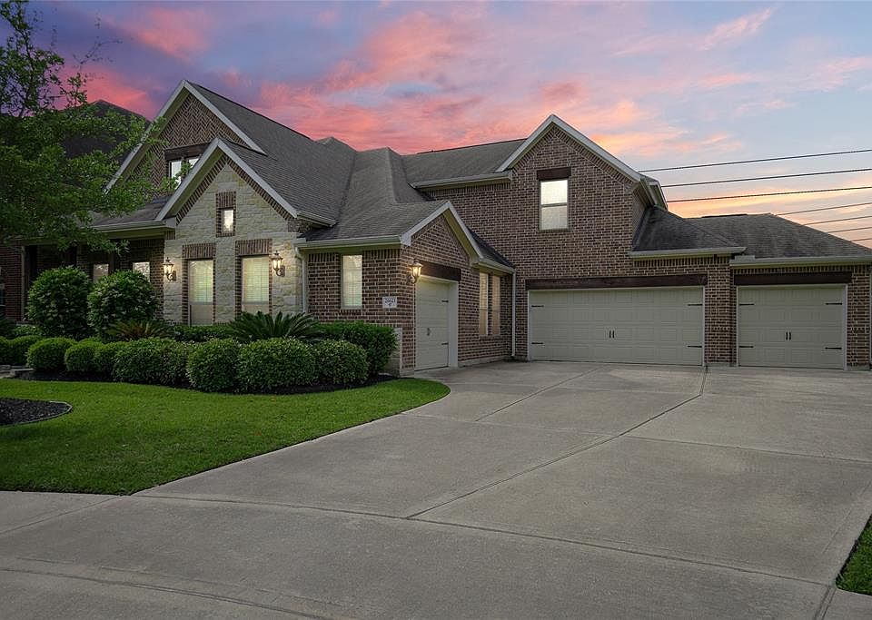 This stunning home is ready for immediate move-in.