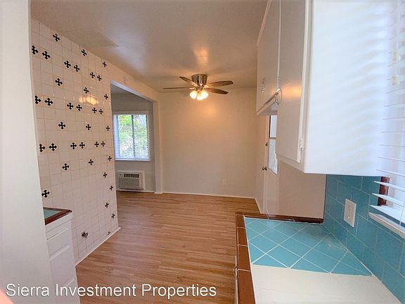 4th image of 6243 Vineland Ave #4