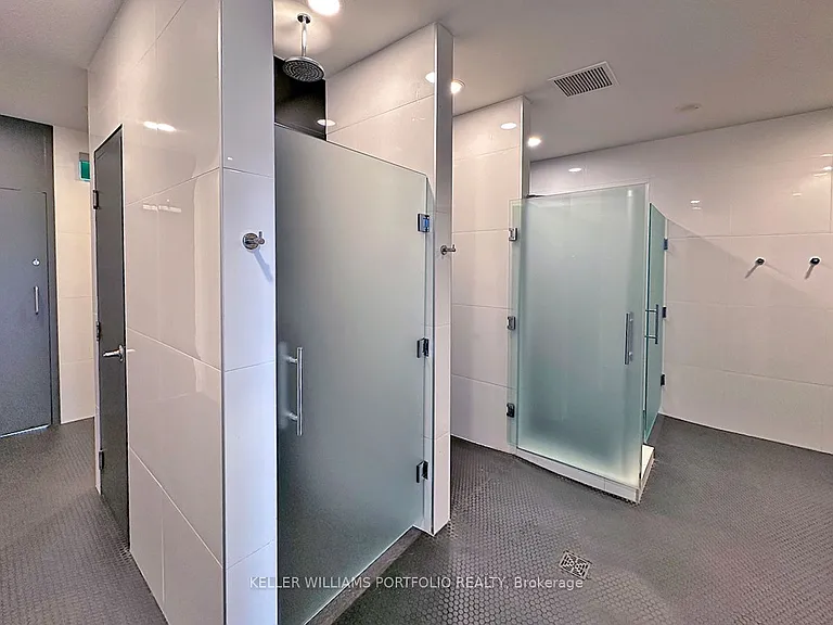 4K Spadina Ave #1618 — Photo 18