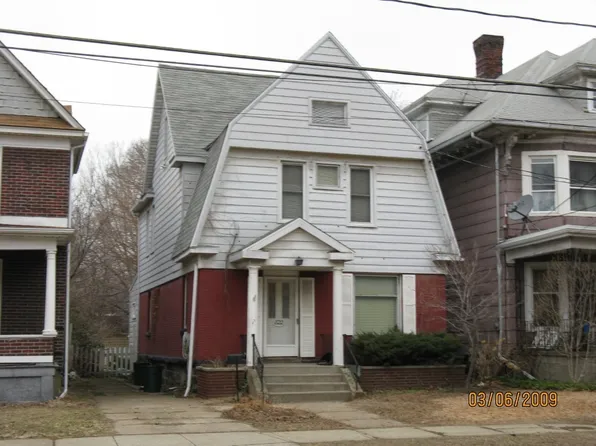 822 W 8th St, Erie, PA 16502