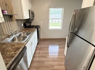 404 Melody Ln #1, Marshalltown, IA 50158
