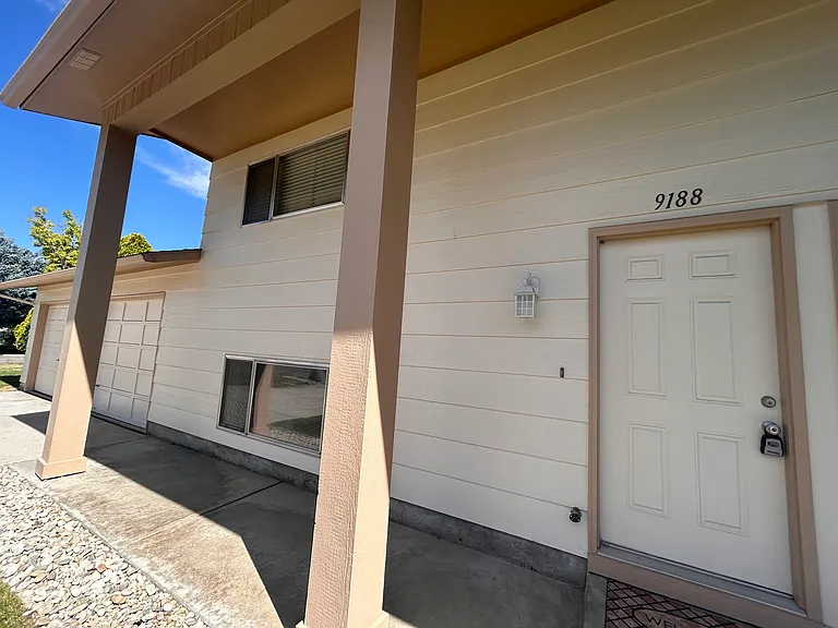 9188 W Dalton Pl — Photo 4