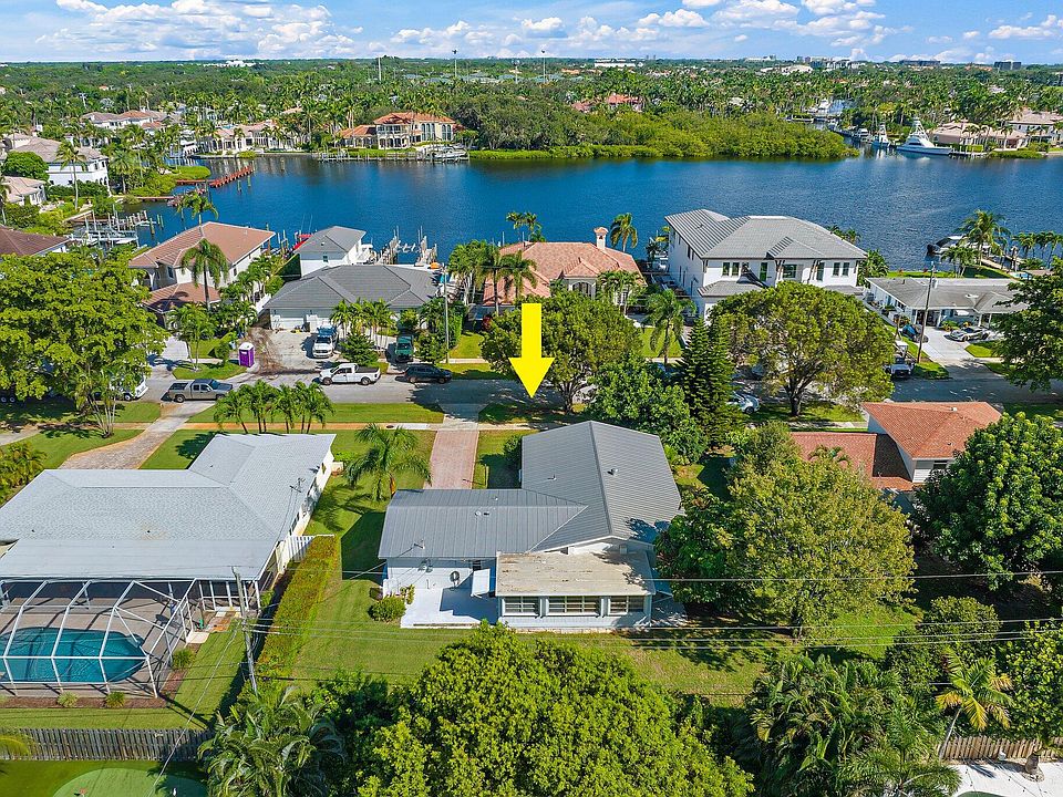 1st image of 716 Teal Way