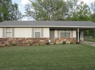 1425 Mimosa St, Malvern, AR 72104