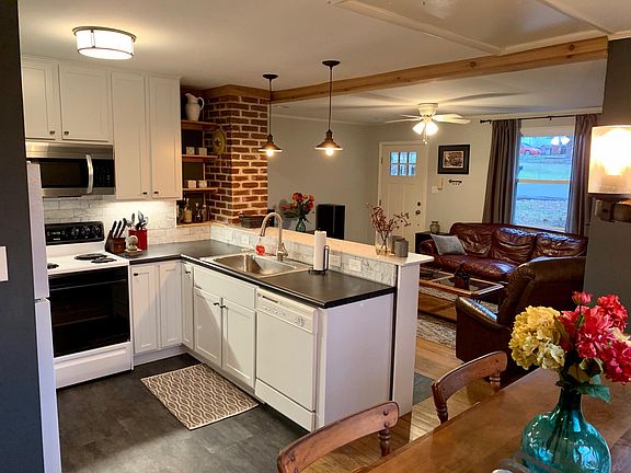 4th image of 4815 Highland Ct