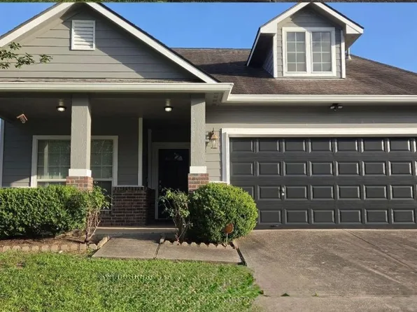 1092 Shadow Glenn Dr, Conroe, TX 77301