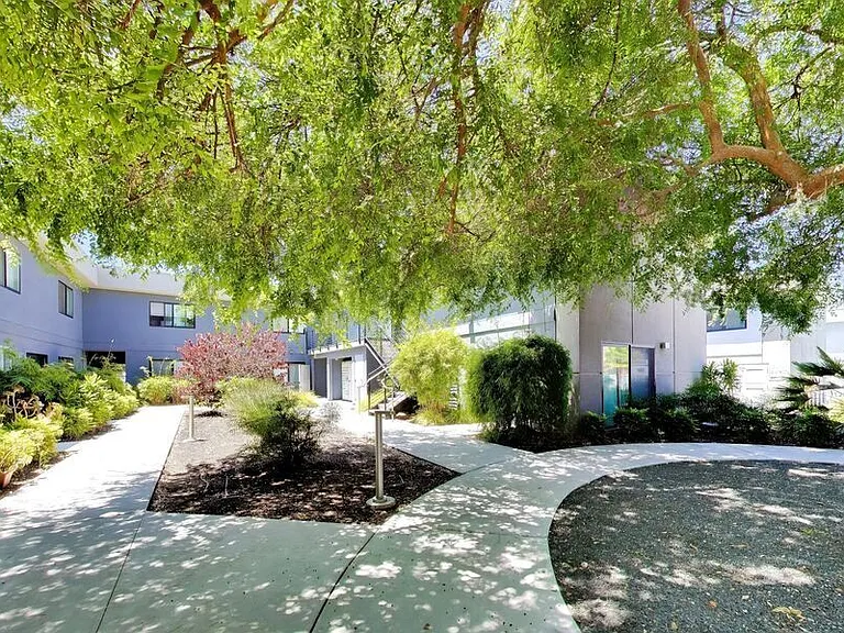 1662 Hollenbeck Ave #19 — Photo 29