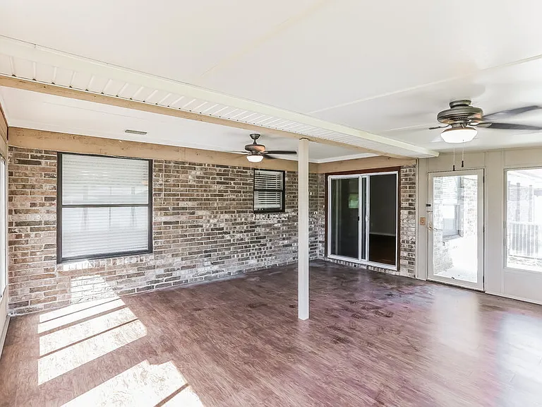 11690 Cherry Bark Dr W — Photo 10