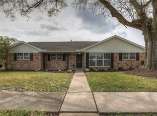 8202 Wilmerdean St, Houston, TX 77061