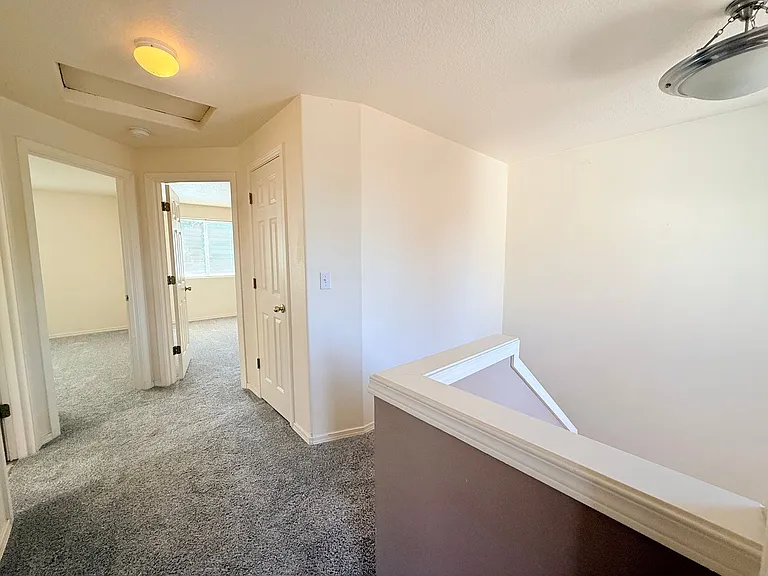 2914 SW 214th Ave — Photo 16