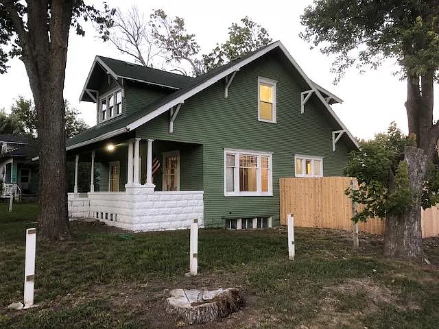 503 Dawson St — Photo 1