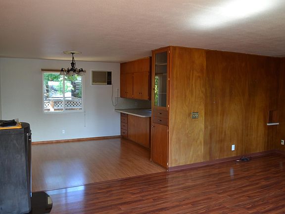 5th image of 1205 NW Clifford St