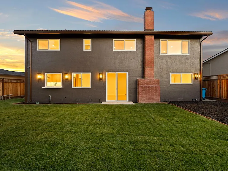 1347 Marlin Ave — Photo 41