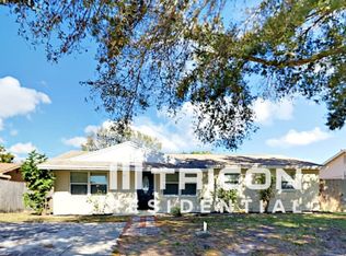 8495 91st Ter, Seminole, FL 33777