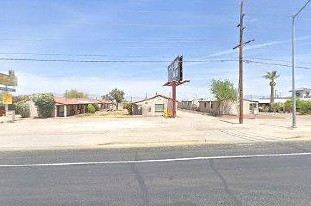 2nd image of 2015 E Benson Hwy #105