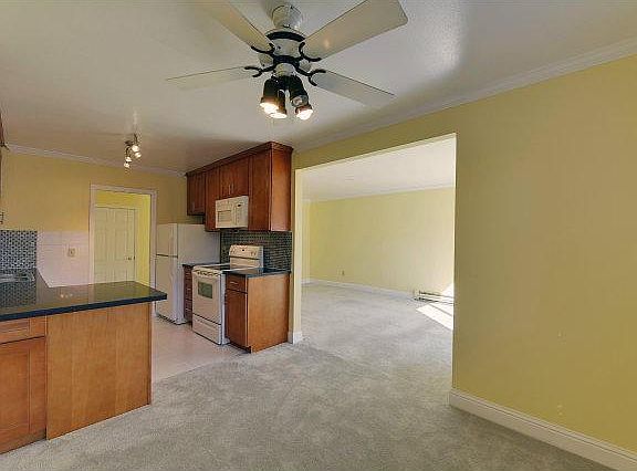 3rd image of 7110 Rainbow Dr