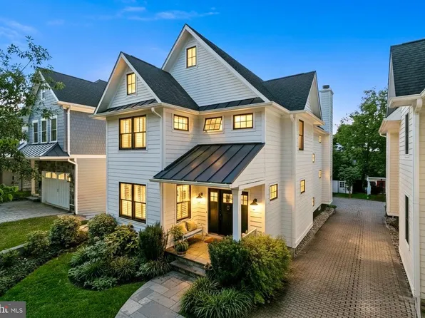 1005 Lincoln Ave, Falls Church, VA 22046