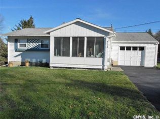 6710 Ramsgate Rd, Chittenango, NY 13037