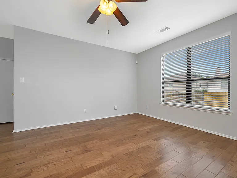 4144 Capstone Dr — Photo 10