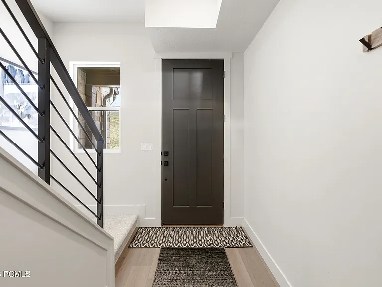 519 W Ascent Dr — Photo 37