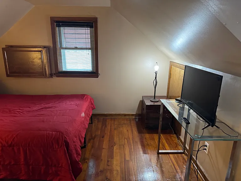 17707 Puritas Ave #UP — Photo 6