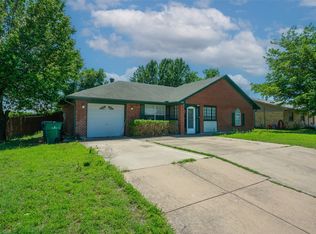 1022 Wootton Ave, Bridgeport, TX 76426