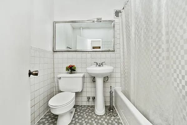 Sold by Keller Williams NYC | media 10