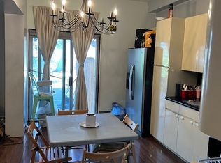 3050 41st St #1, Astoria, NY 11103